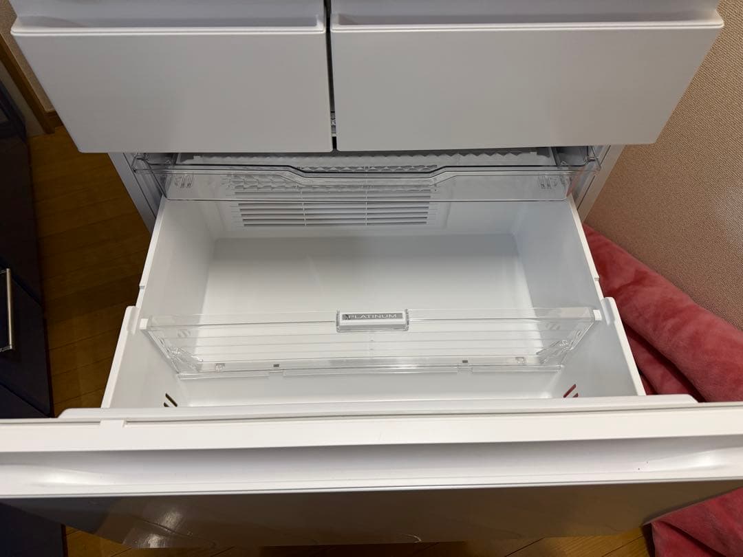 送料16500円 2025年製 日立 570L フレンチ 6ドア冷蔵庫