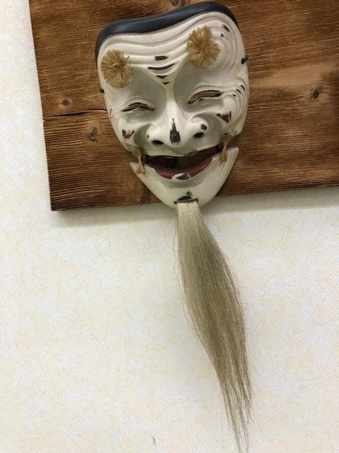 壁掛け能面ーー骨董品ーー掘り出し物