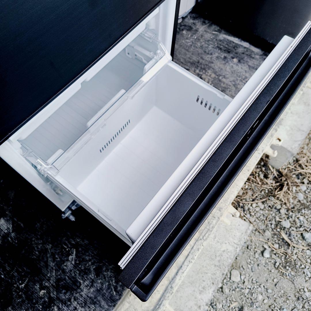 運搬取付無料！おしゃれブラック・マットな質感純正東芝冷蔵庫！超美品完動品！