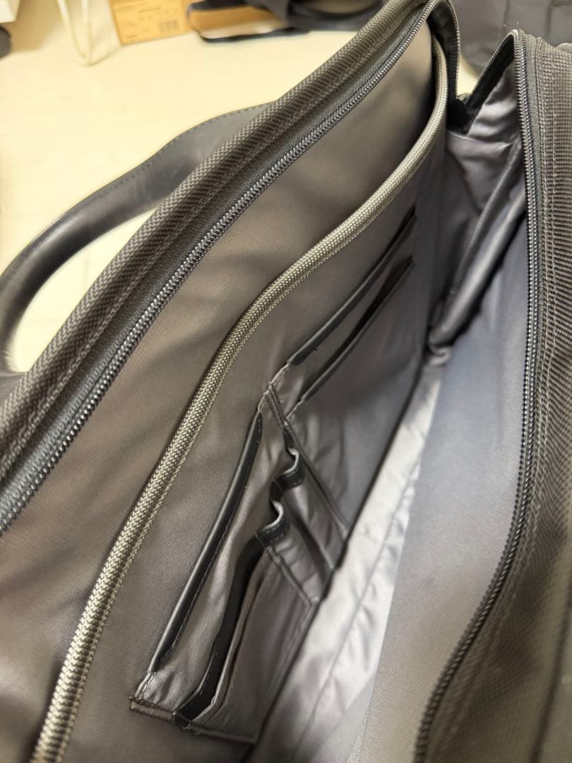 TUMI アルファ　エクスパンダブル・オーガナイザー・ラップトップ・ブリーフ