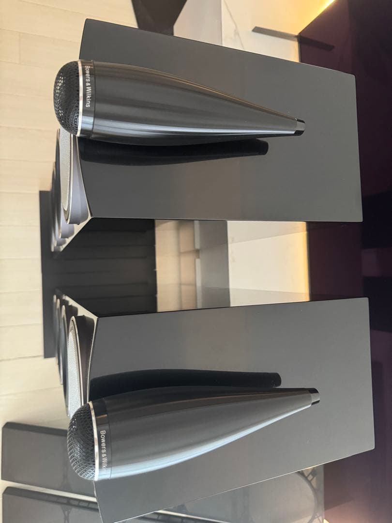 Bowers & Wilkins 702 S3 グロス・ブラック