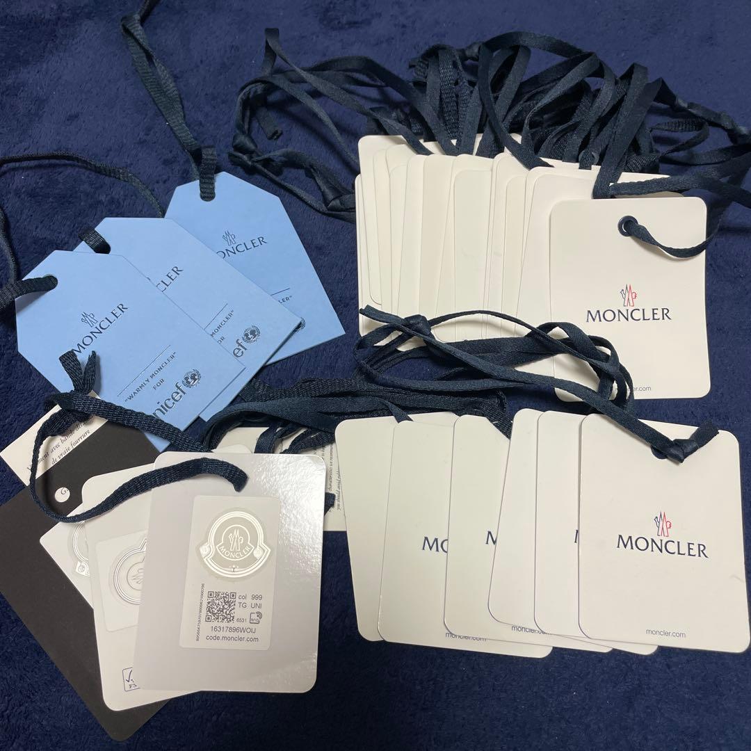 MONCLER タグ　セット