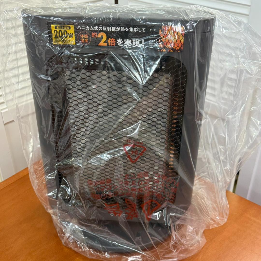 ★未使用　QUADS　省エネリフレクトストーブ　REFLECA　QS327GY