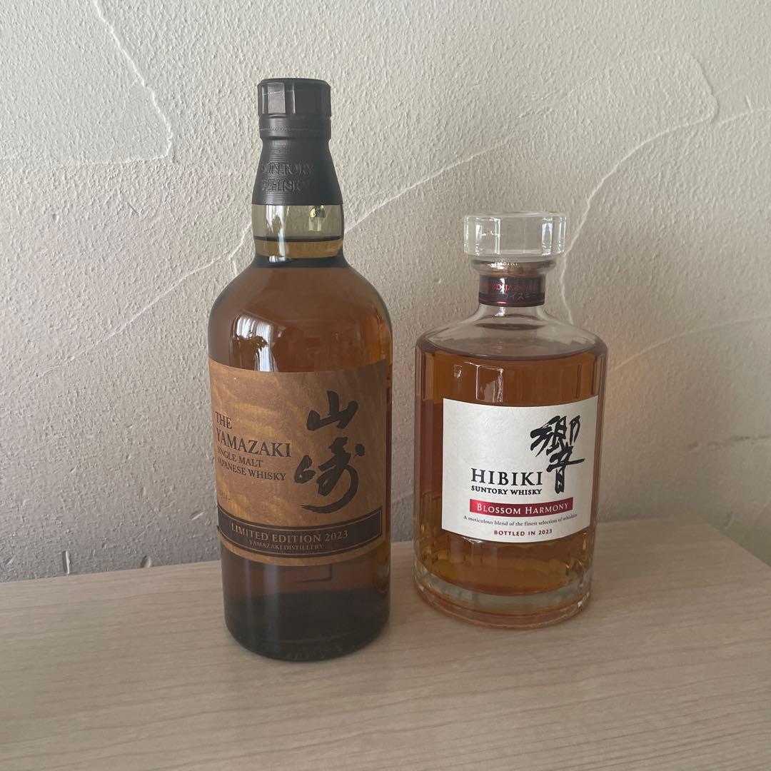 山崎シングルモルト2023 と響ブロッサムハーモニー2023