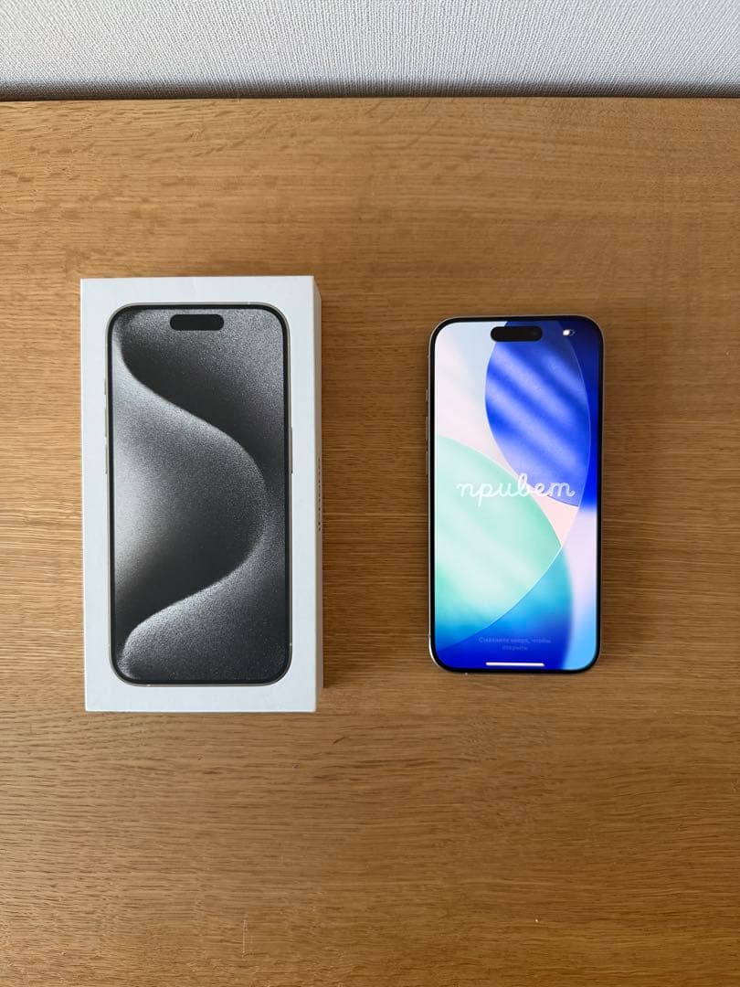 Apple iPhone15Pro white USA 無音 256GB