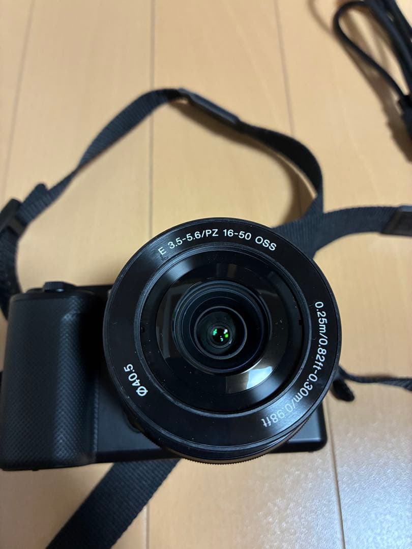 【極美品】SONY ZV-E10L パワーズームレンズ、シャッター回数282回