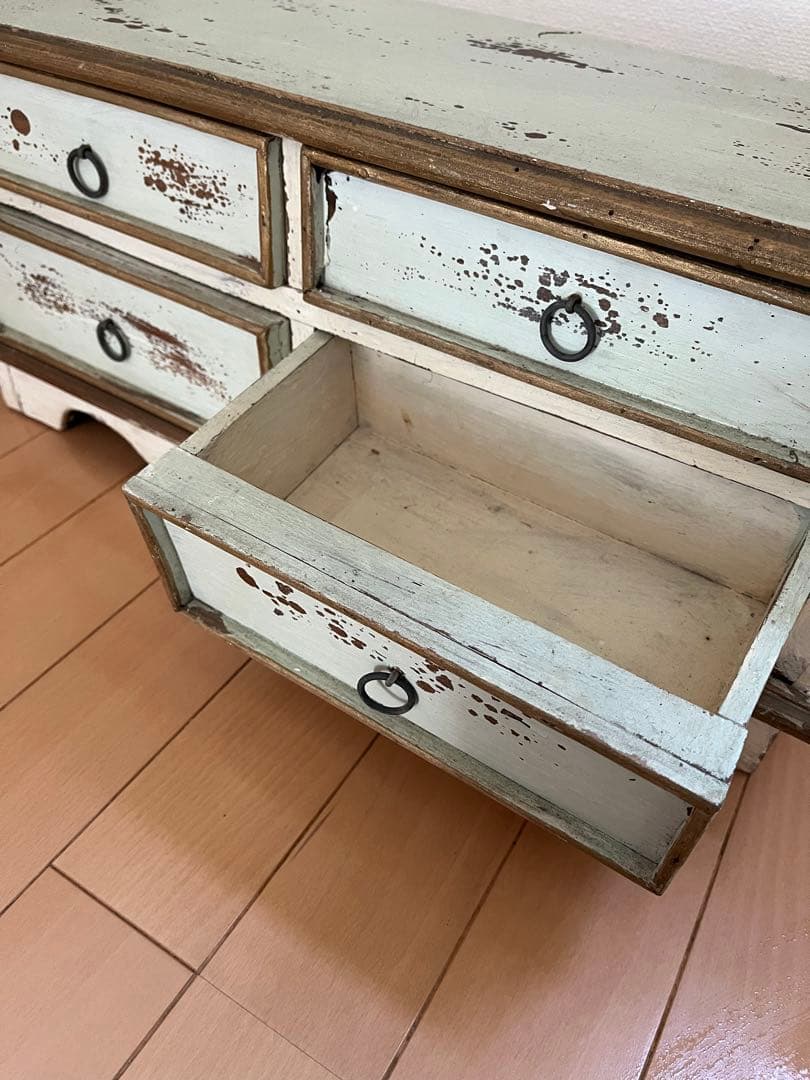 アンティーク　古い家具