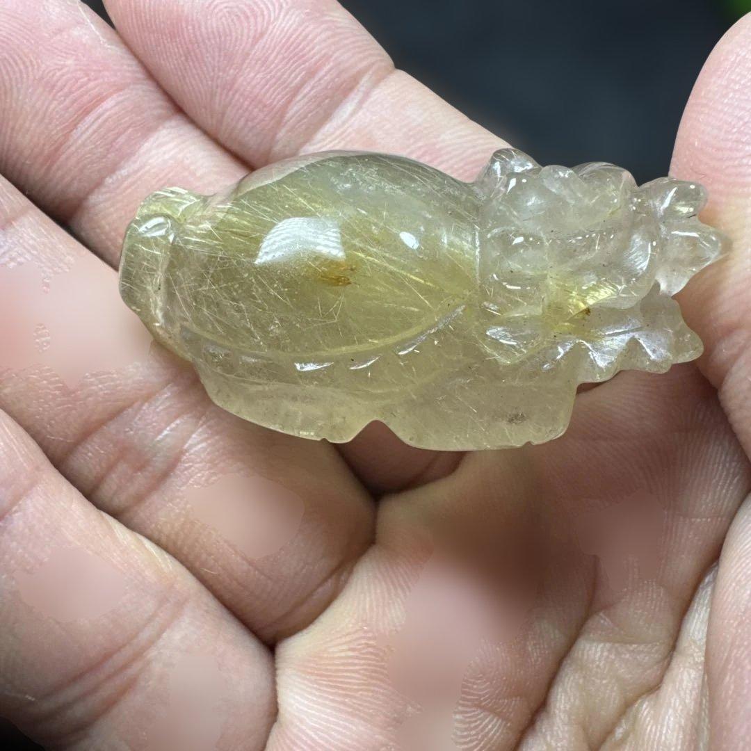 【高品質】ルチルクォーツ 龍亀 彫刻 約47mm 天然石