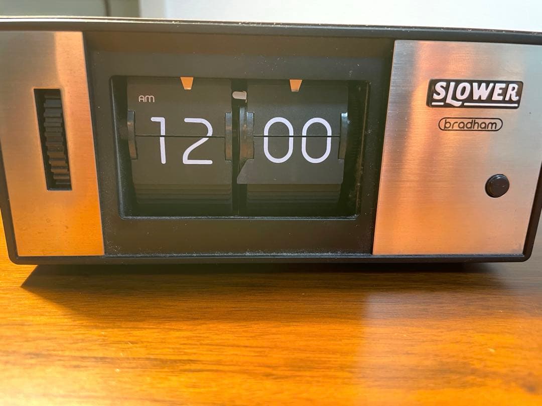 Slower Bradham オートフリップクロック