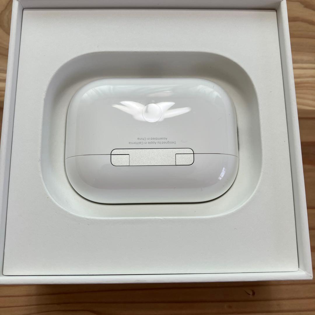 AirPods Pro ワイヤレス充電ケースのみ