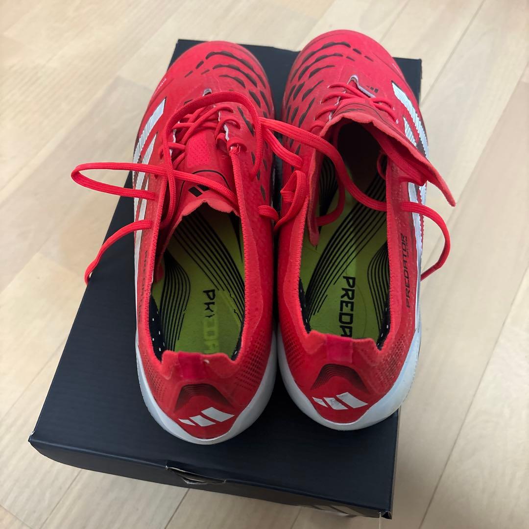 adidas Predator サッカーシューズ レッド