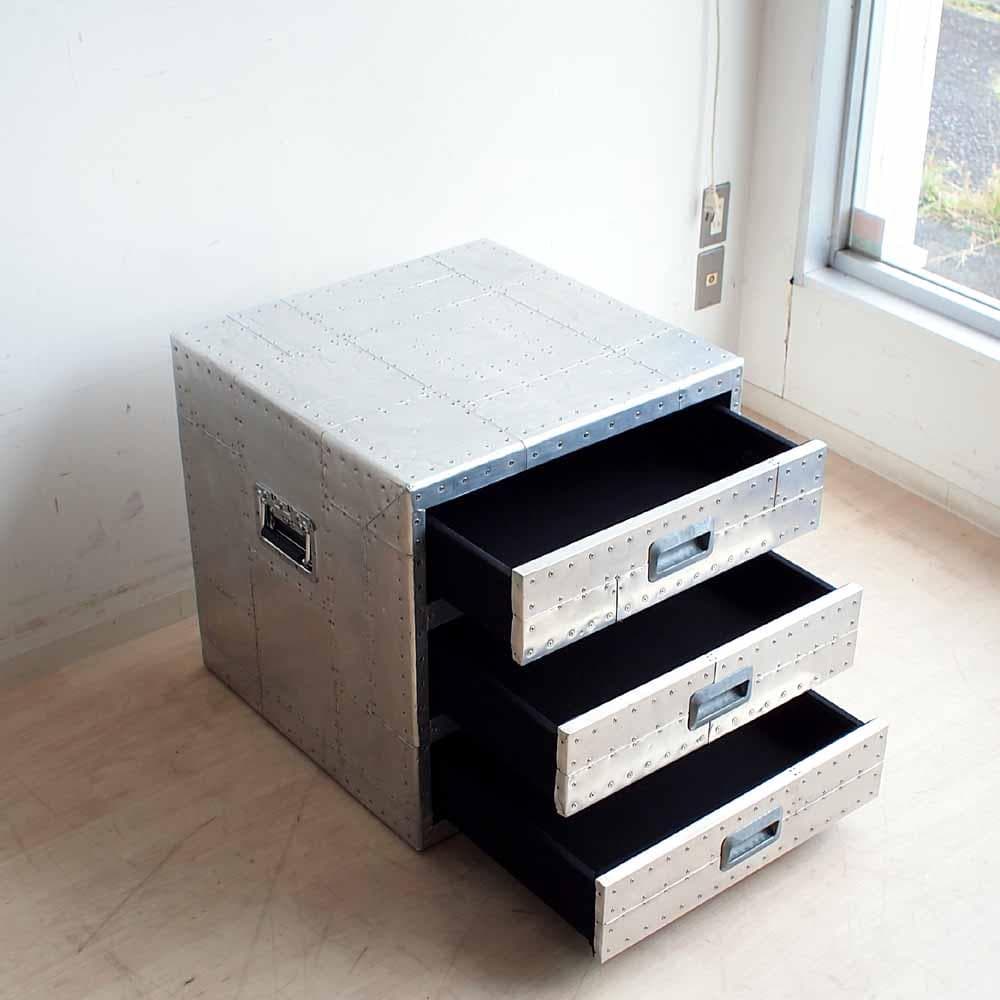 Timothy Oulton by HALO メタルランプテーブルZR24333