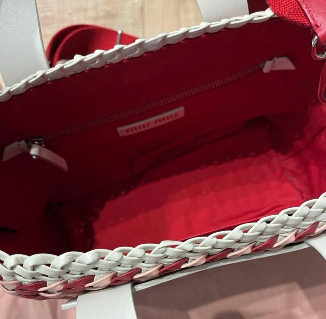 miumiuミュウミュウ　エコレザーかごバッグ新品