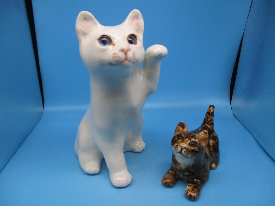 ブルーの目の白猫 ウィンスタンレイ ケンジントンキャット サイズ3 NO3