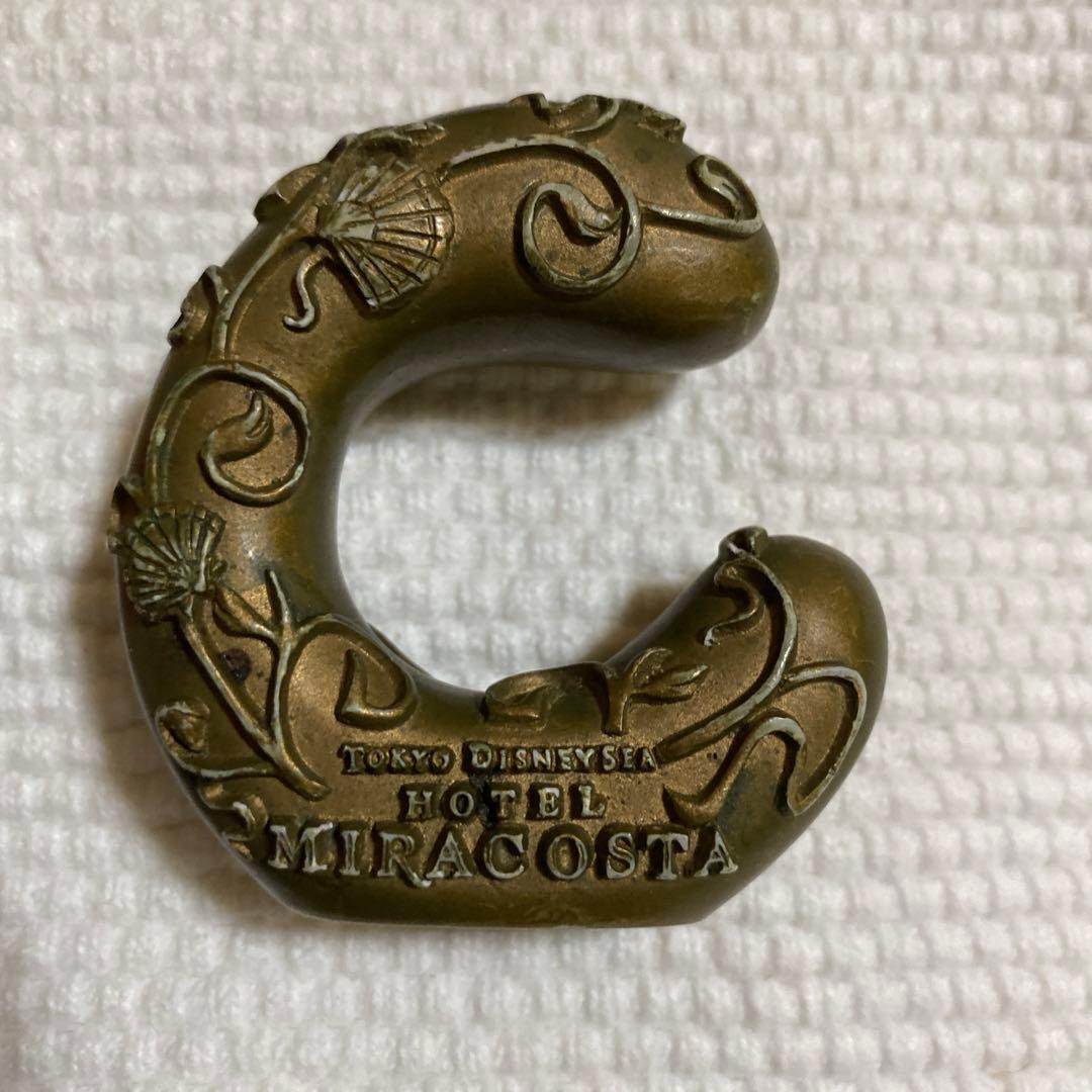 ディズニーランドオルゴール指輪ミラコスタナフキンホルダー5周年パンフレット缶5点