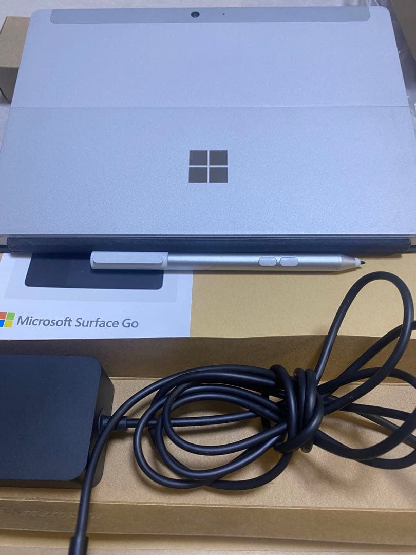 Windowsタブレット本体 Microsoft Surface go 4 64gb