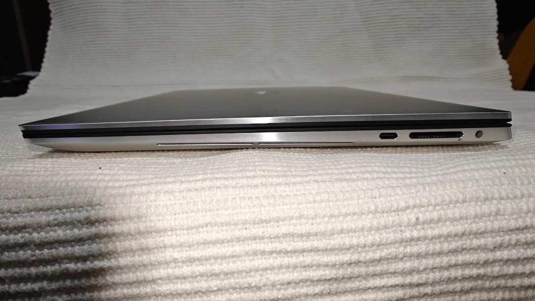 Windowsノート本体 DELL XPS 15 9500 i7/1650Ti/32GB/2TB/4K