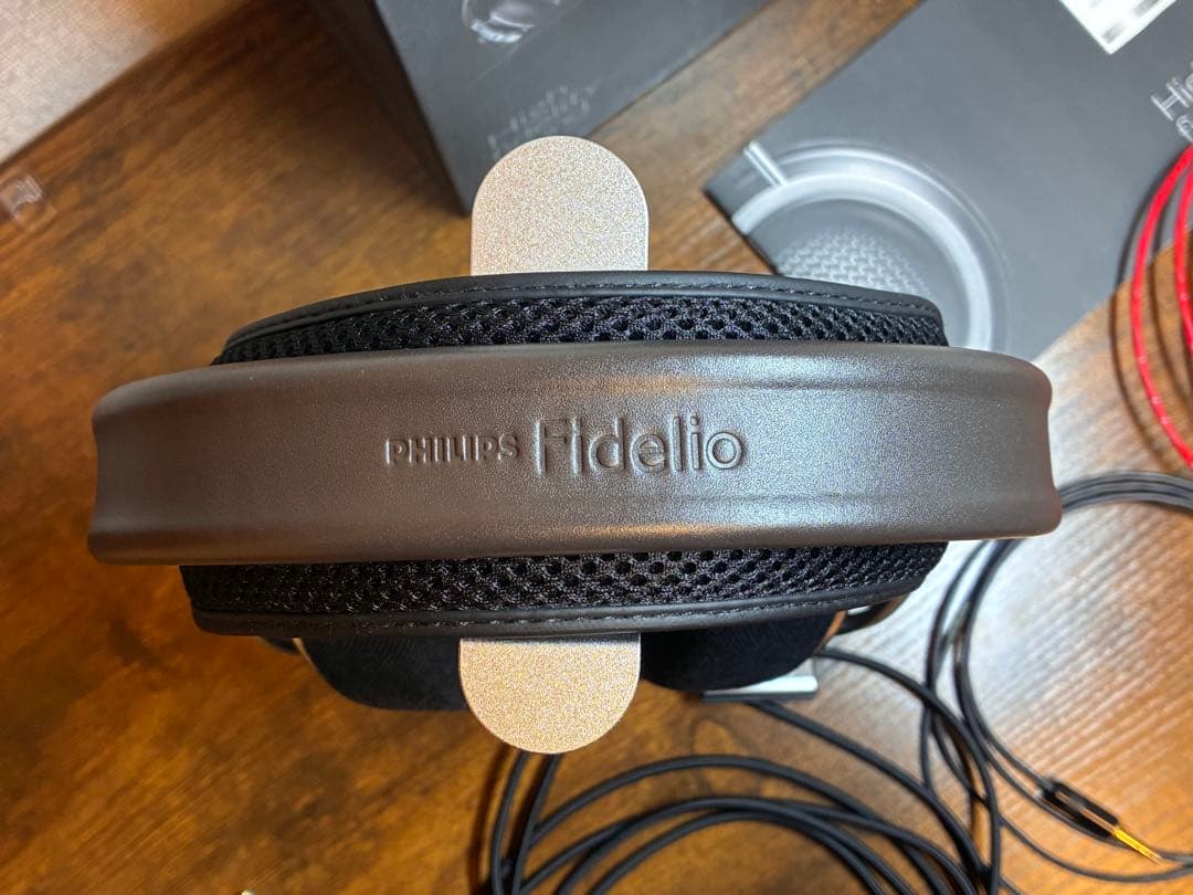 PHILIPS Fidelio X1／BELDEN & CANAREリケーブル付