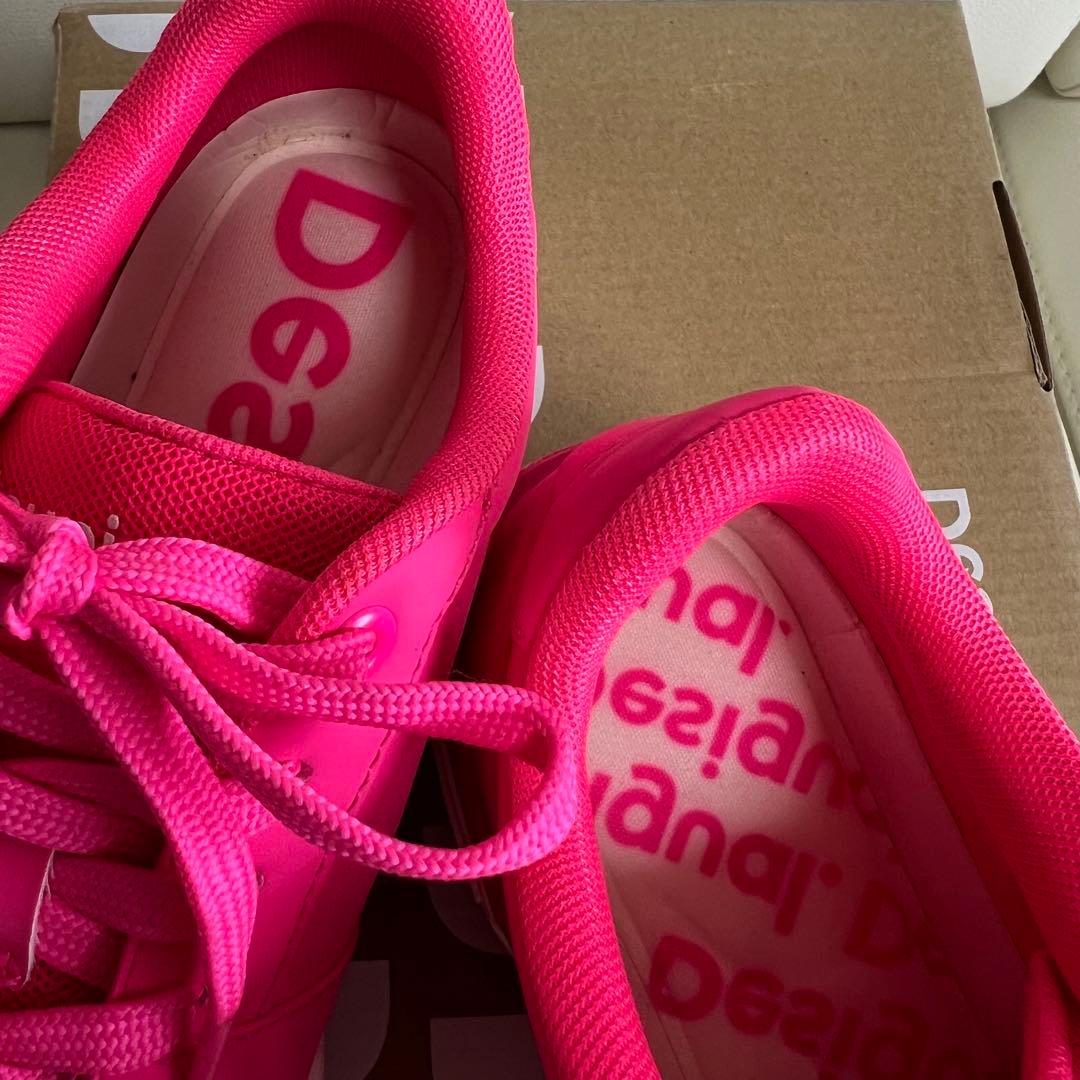 デシグアル ピンク シューズ スニーカー23cm ウォーキング フィットネス美品