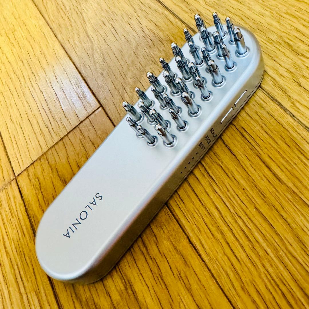 週末限定価格‼︎ SALONIA(サロニア) EMSリフトブラシ