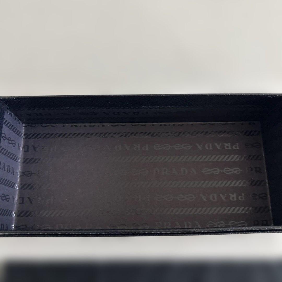 プラダPRADA サングラス　ブラック　マット