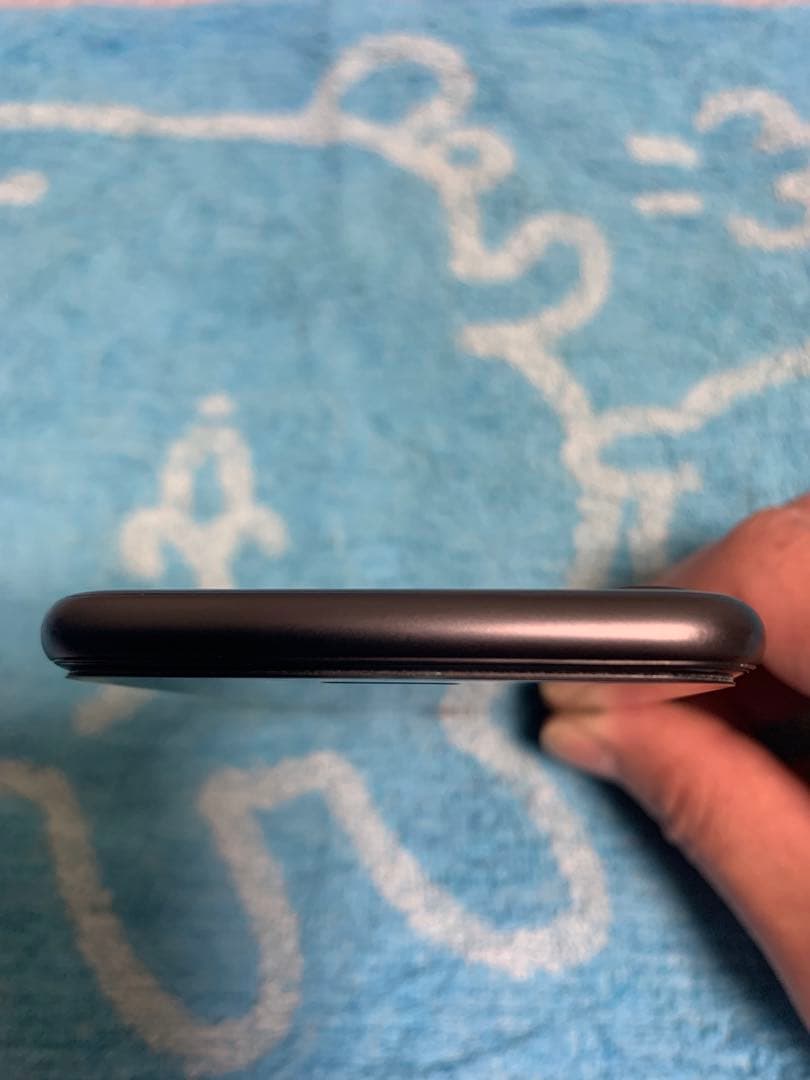 【完動品、美品、SIMフリー】Apple iPhone 8 スペースグレー 本体