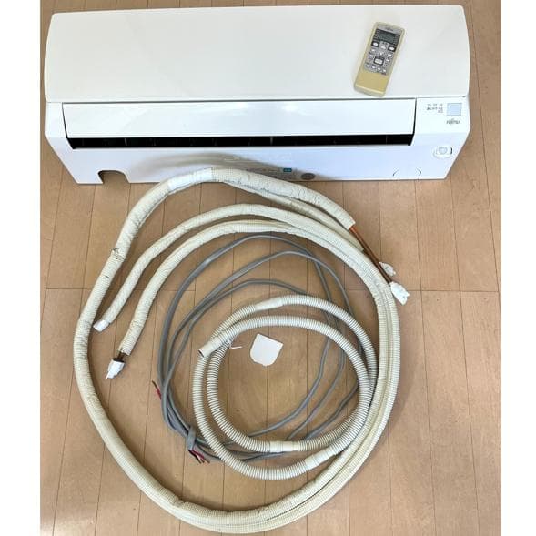 6畳用　富士通　AS-J22D-W　2014年製　美品　エアコン　禁煙　神奈川発