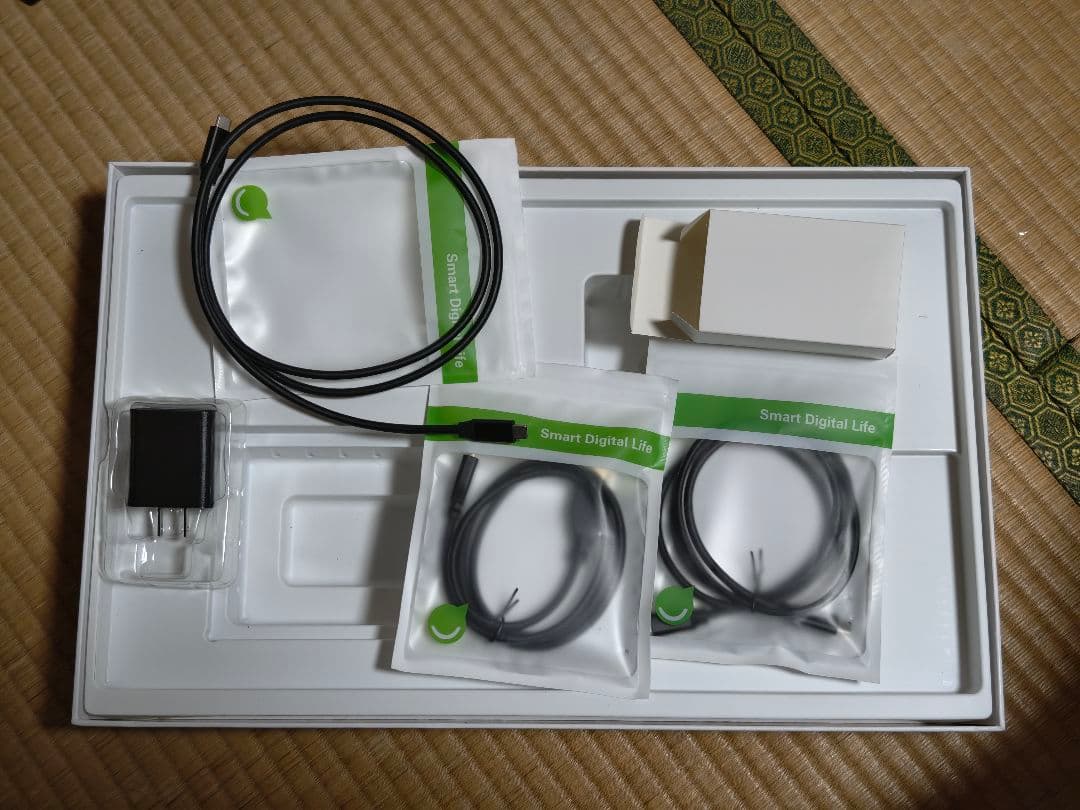 NEWSOUL モバイルモニター 4K 18.4インチ大画面