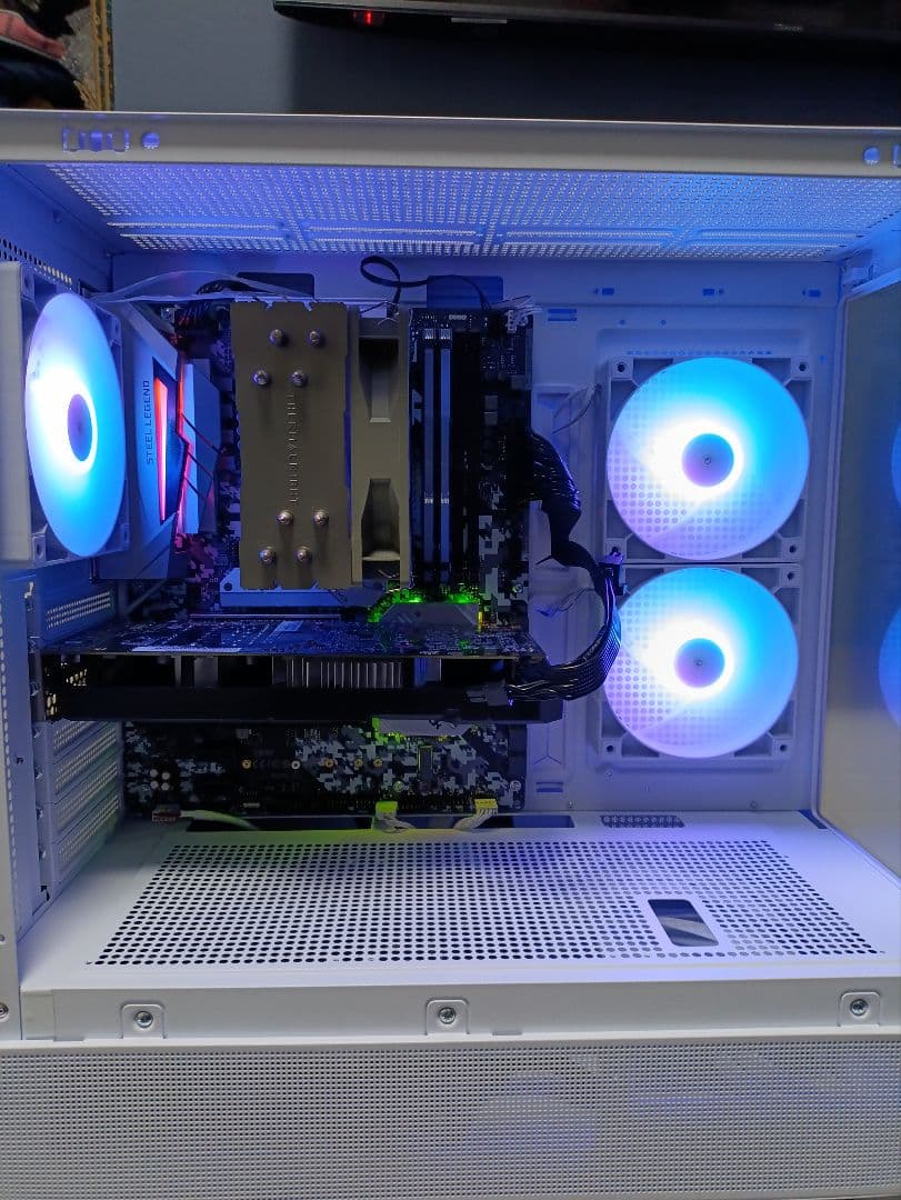 爆速！動作品 Ryzen9搭載ゲーミングパソコン ホワイト