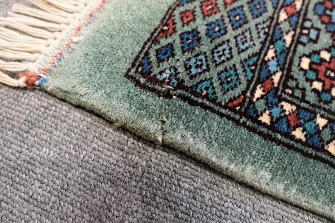 [SALE]パキスタン 手織り絨毯 ヴィンテージラグ 143cm×93cm