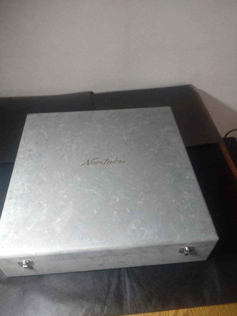 ノリタケ　フクロウ拡翼　陶額