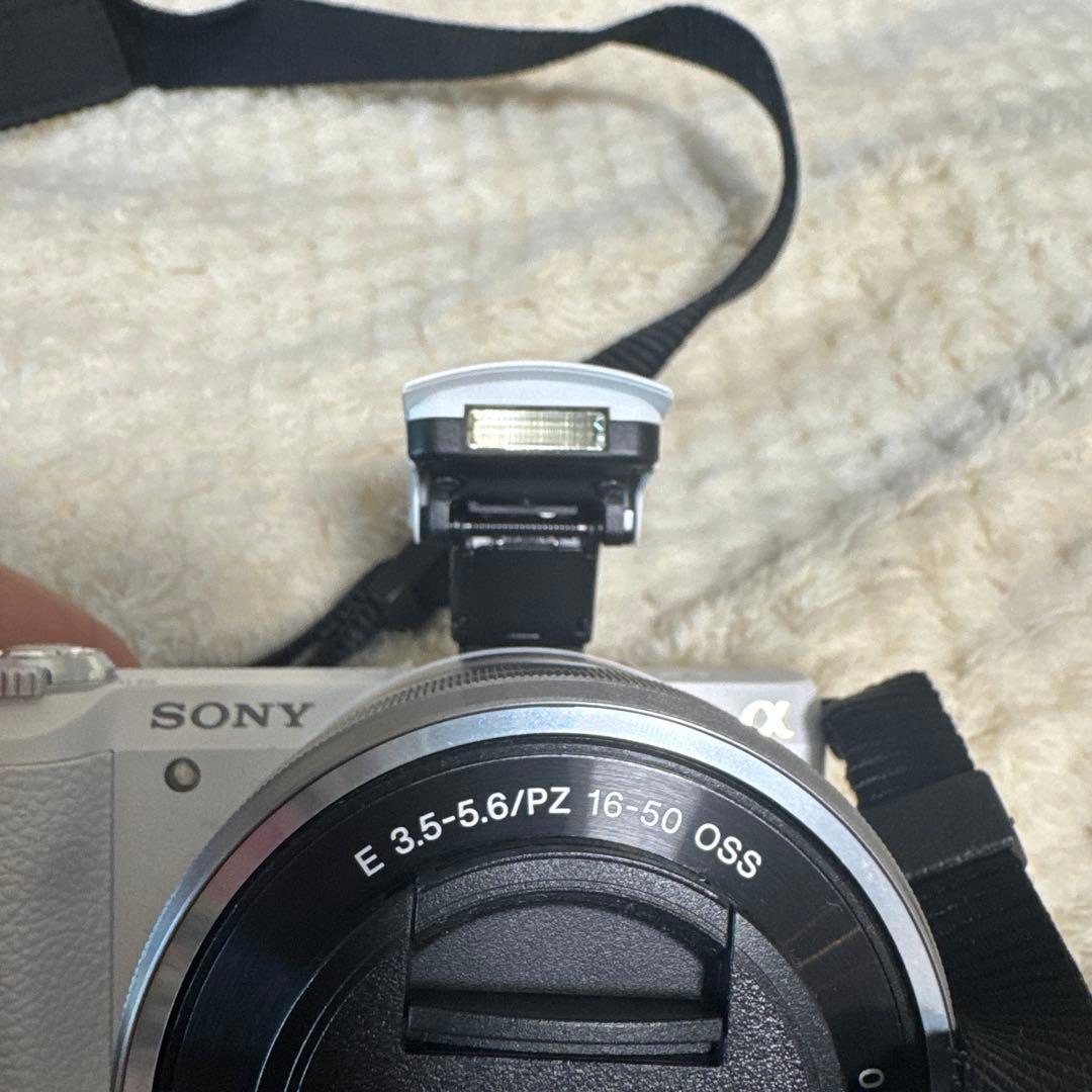 SONY α5100 ミラーレス一眼 ホワイト E PZ 16-50mm