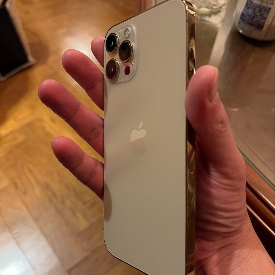 Apple iPhone 12 Pro Max ゴールド 本体