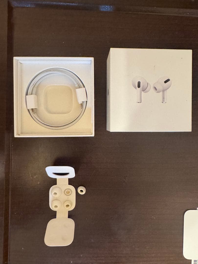 AirPods Pro 本体 ホワイト 充電ケース付き