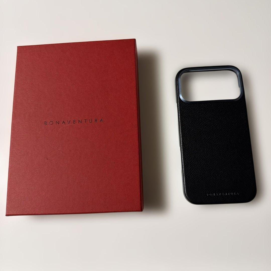【ボナベンチュラ】iPhone17ProMaxバックカバーケースノービレレザー