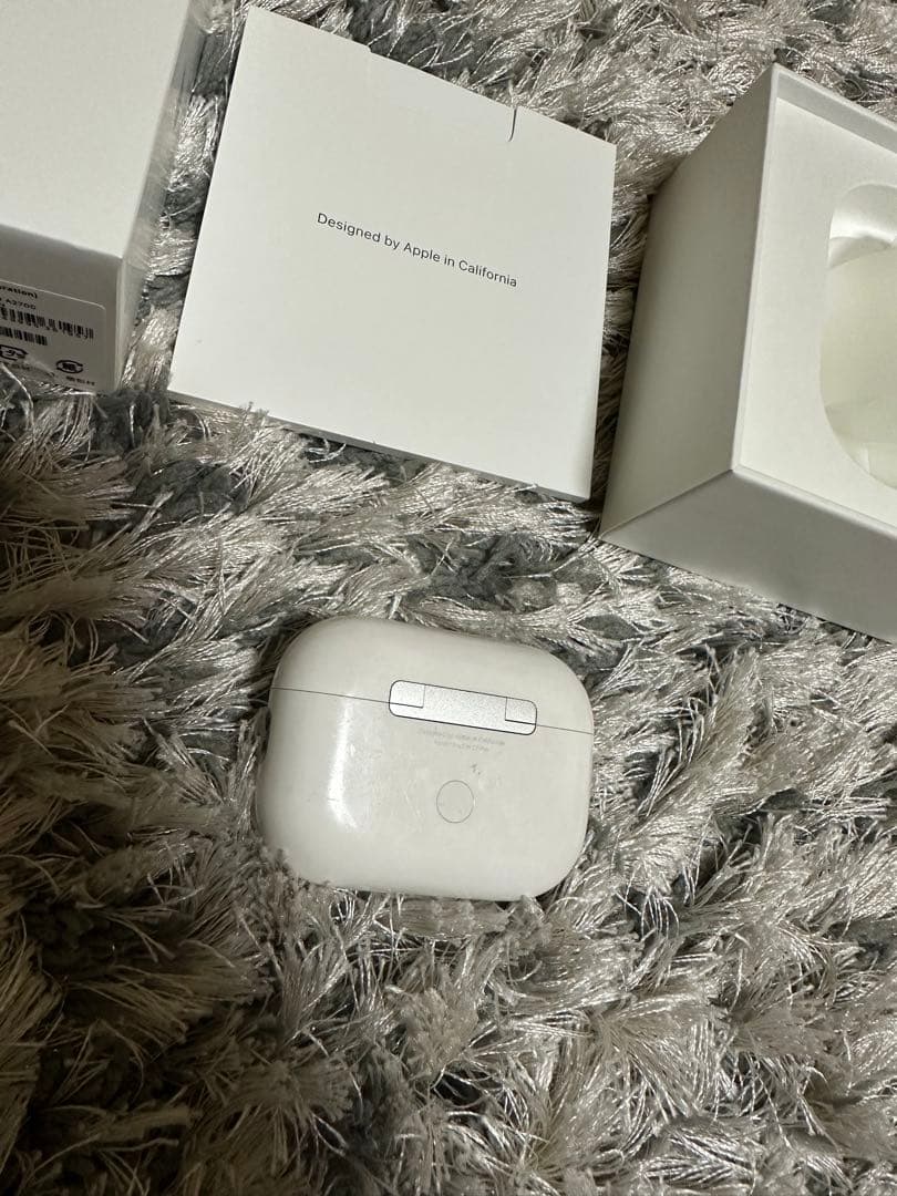 Apple AirPodsPro（第2世代） 充電ケース、左耳側のセット 完動品