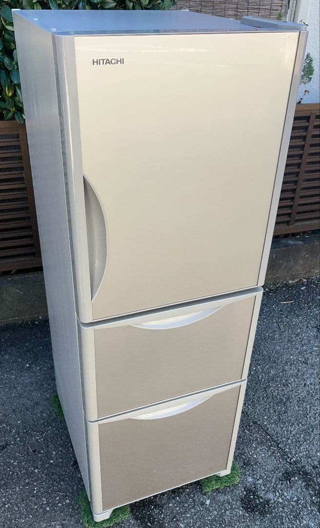 日立大型3ドア冷凍冷蔵庫265Lドアアラーム真ん中野菜室自動霜取り機能付19年製