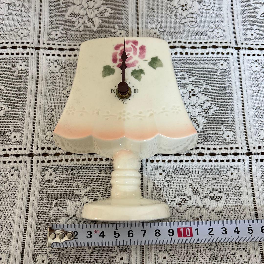 マニーローズ　陶器製スタンド型クロック