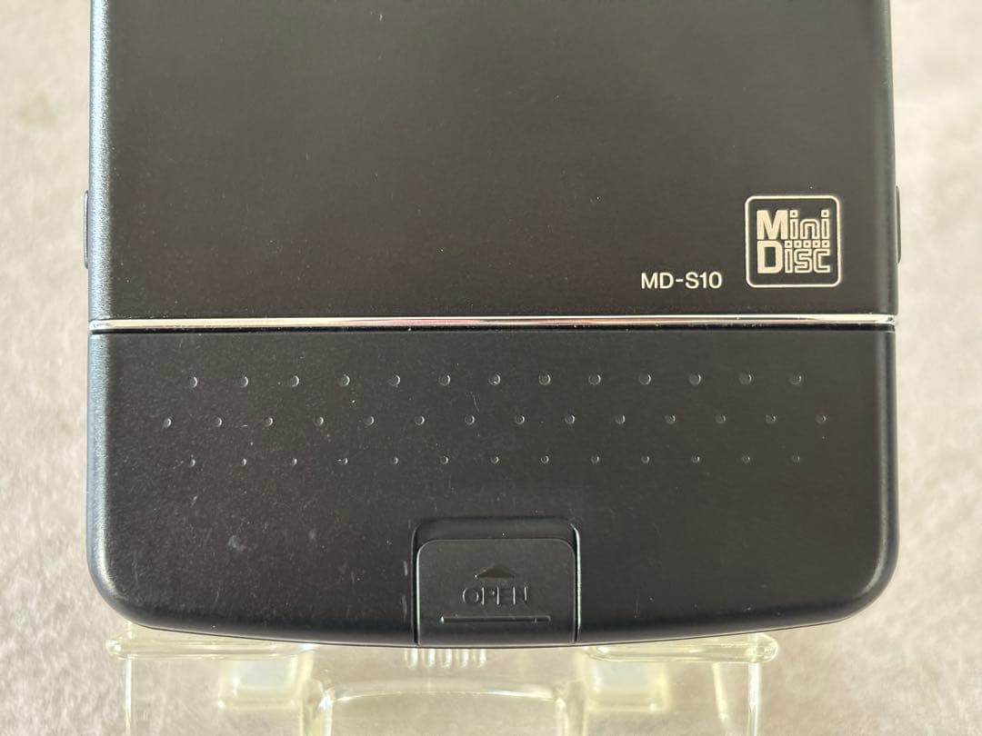 ⭐️希少品　SHARP MDウォークマン MDプレーヤー MD-S10 動作未確認