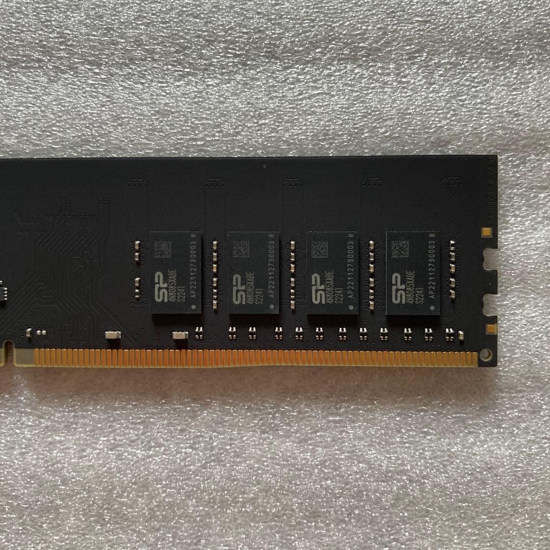 中古 シリコンパワー DDR4-2400 PC4-19200 16GB 1枚