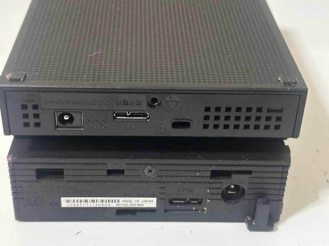 コンパクト ブラック 外付けハードディスク3TB