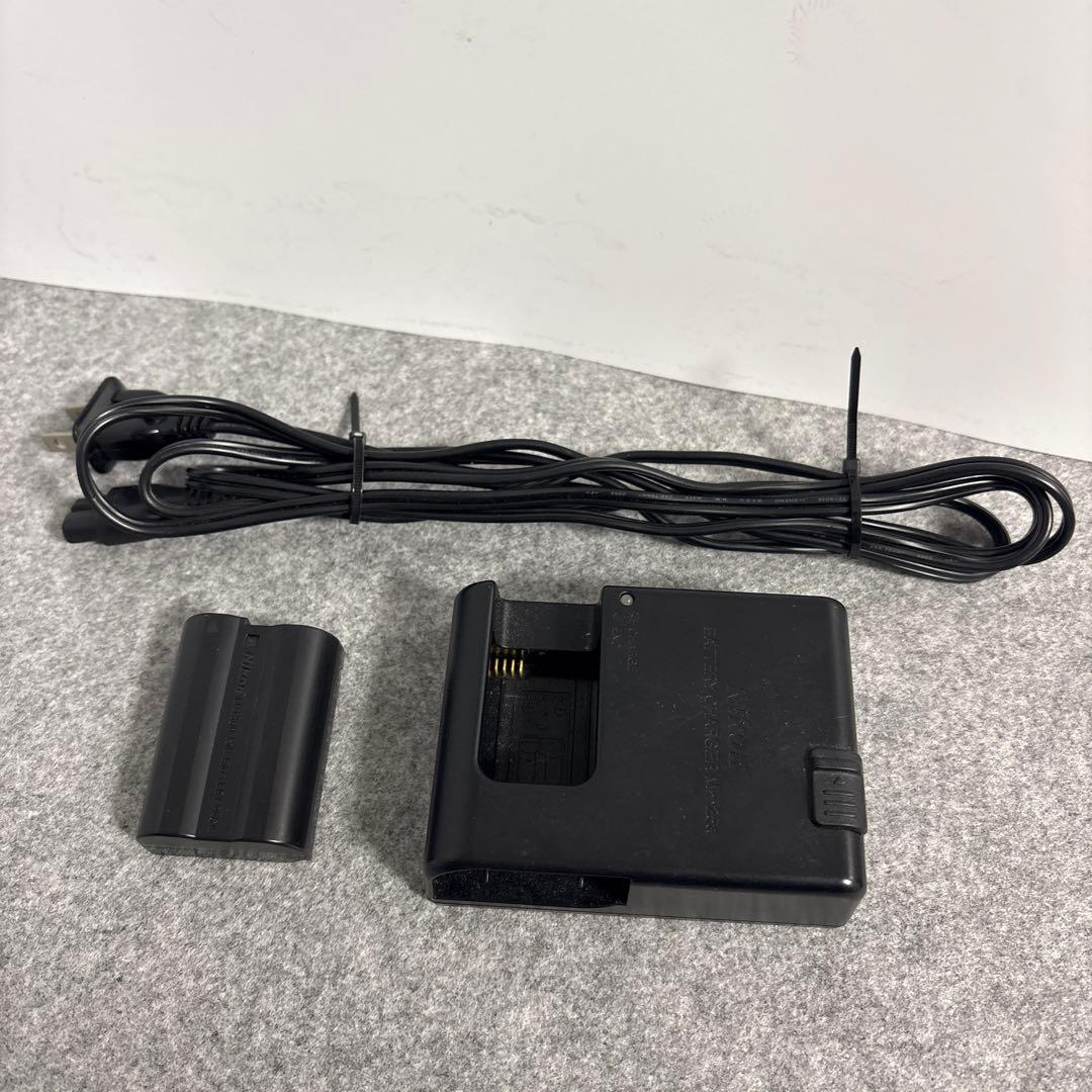 Nikon D7100 ボディ 美品｜バッテリー・充電器付き 動作確認済