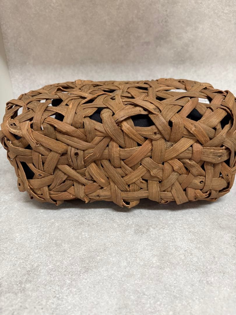 かごや 山葡萄かごバッグ　巾着袋付き