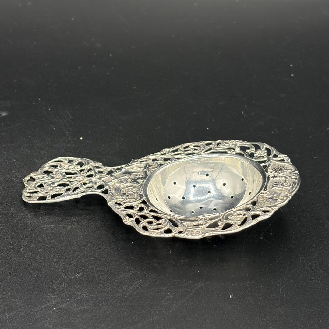 デンマークアンティーク・透かし花柄と風車のティーストレナー・純銀プレート