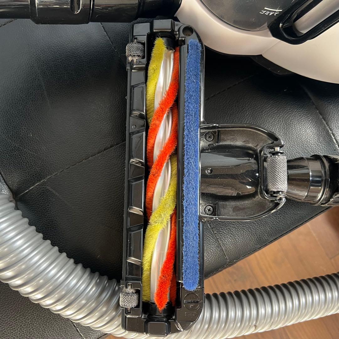 TOSHIBA 東芝サイクロンクリーナー 掃除機 VC-CF22A 2024年製