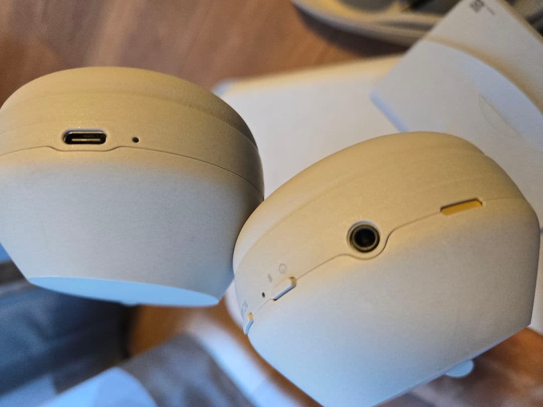 ソニー ワイヤレスノイズキャンセリングステレオヘッドホン WH-1000XM5