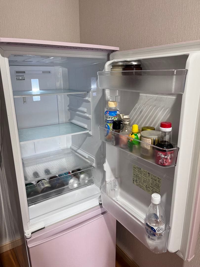 5/31までSweet Honey　SHARPピンク 2ドア冷蔵庫