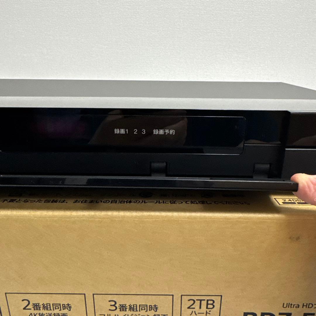 SONY 4KBS内蔵　UHD BD BDZ-FBT2000 2TB 完動作品