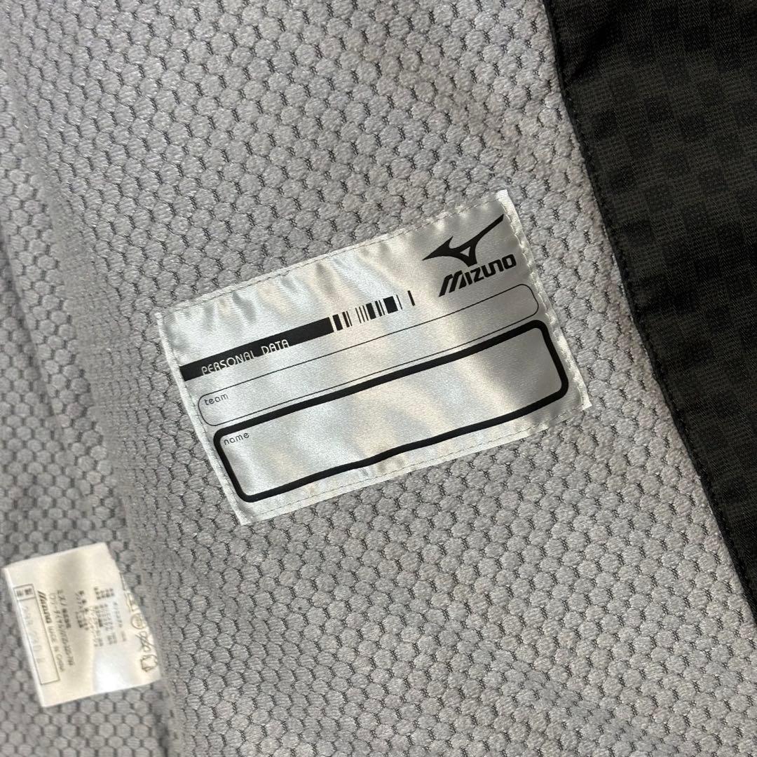 ミズノ　スキーウェア　クロアチア代表　上下セットアップ　ブレスサーモ　中綿入り