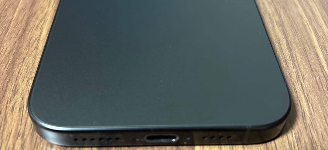 【美品】iPhone16 pro max “256GB・ブラック・SIMフリー”